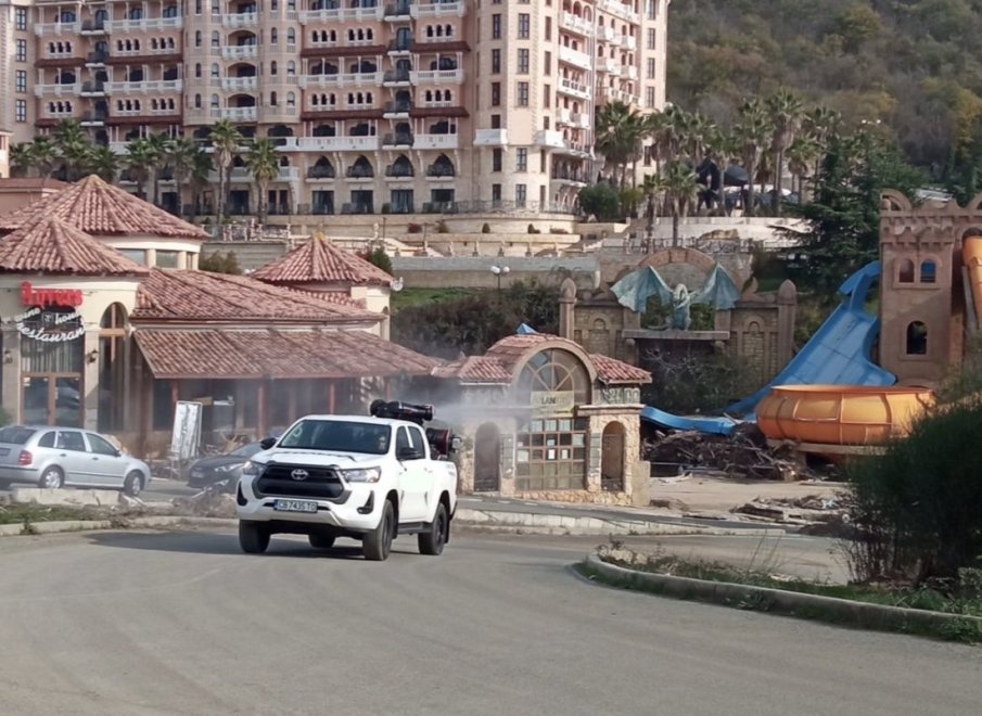 СЛЕД ПОТОПА: Мащабна дезинфекция в Елените