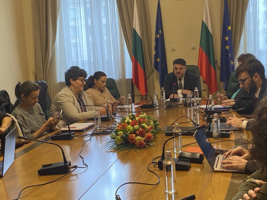 Близо 120 млн. евро са предвидените в бюджета за 2026 г. средства за финансиране на неправителствения сектор