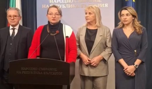 ОТ ПОСЛЕДНИТЕ МИНУТИ! Управляващите решиха за коледните добавки - ето колко пари ще получат част от пенсионерите