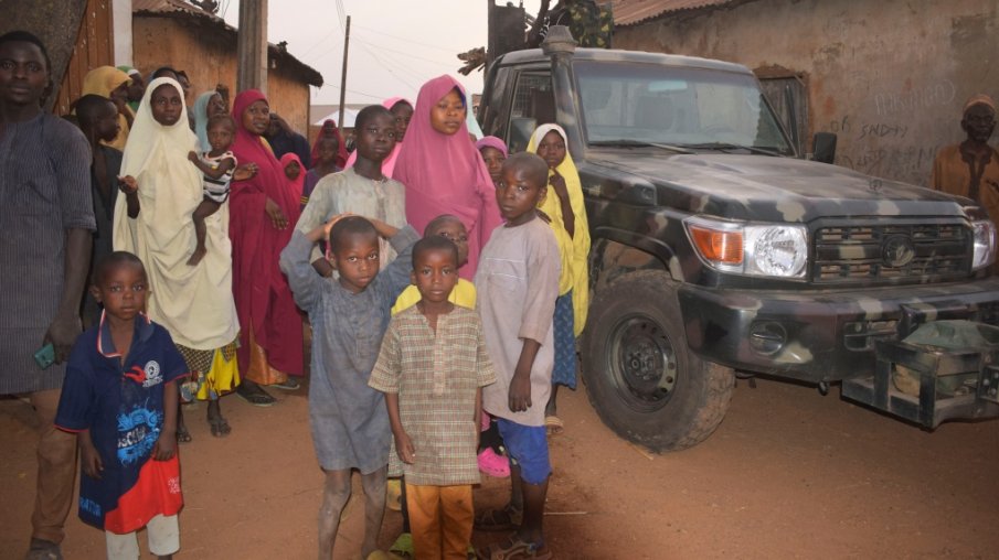 Отвлечените ученици от католическо училище в Нигерия са над 200