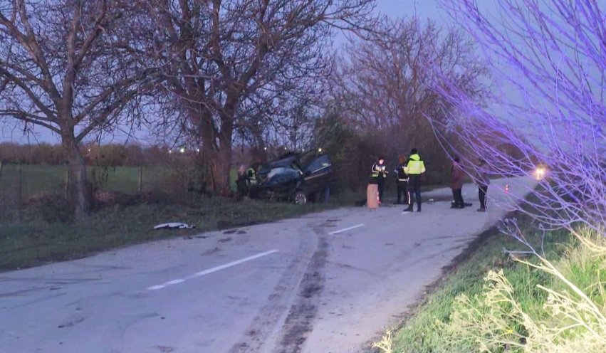 ТЕЖКА КАТАСТРОФА: Момиче издъхна, други трима младежи са ранени край Русе