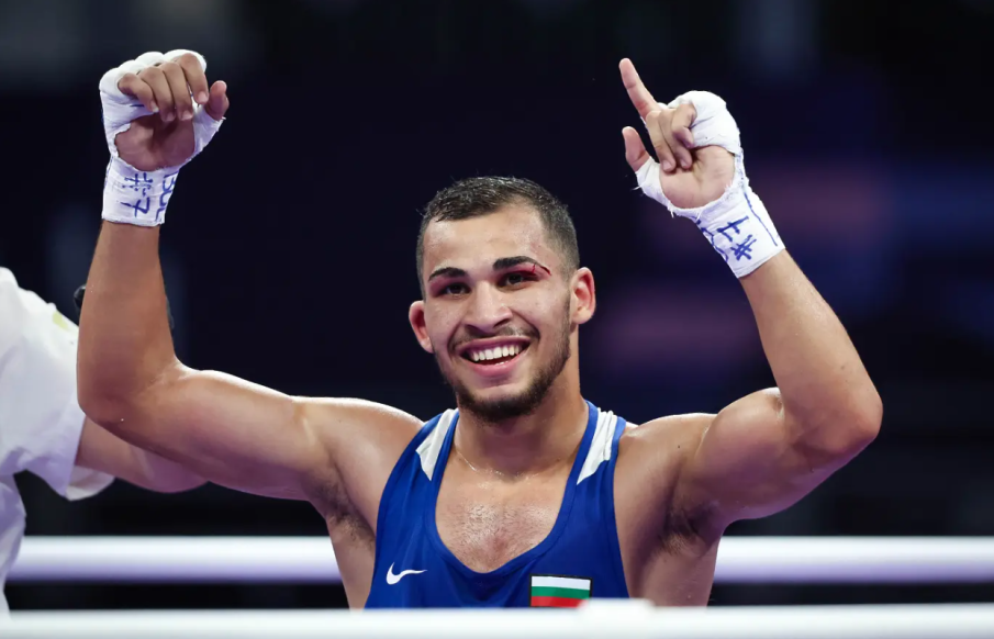 ГОРДОСТ: Радослав Росенов е европейски шампион по бокс за мъже до 23 години