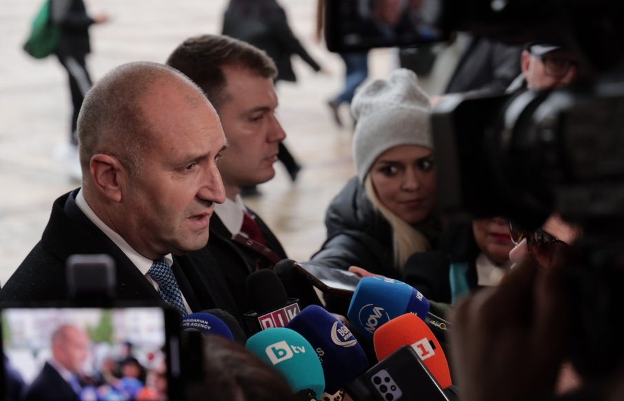 Радев като оръжие за масово поразяване