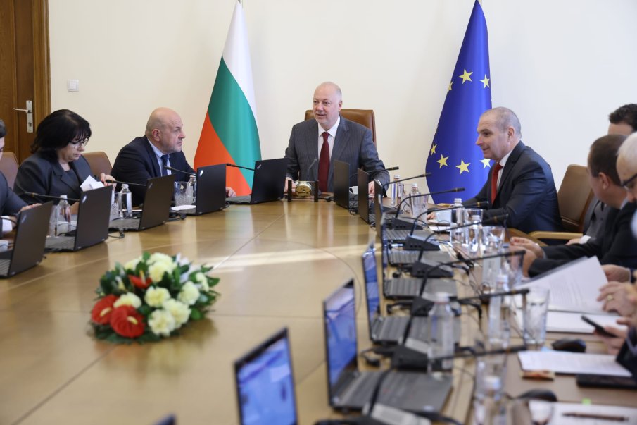 Правителството реши: По 120 лева допълнително към пенсиите за декември ще получат 536 000 души