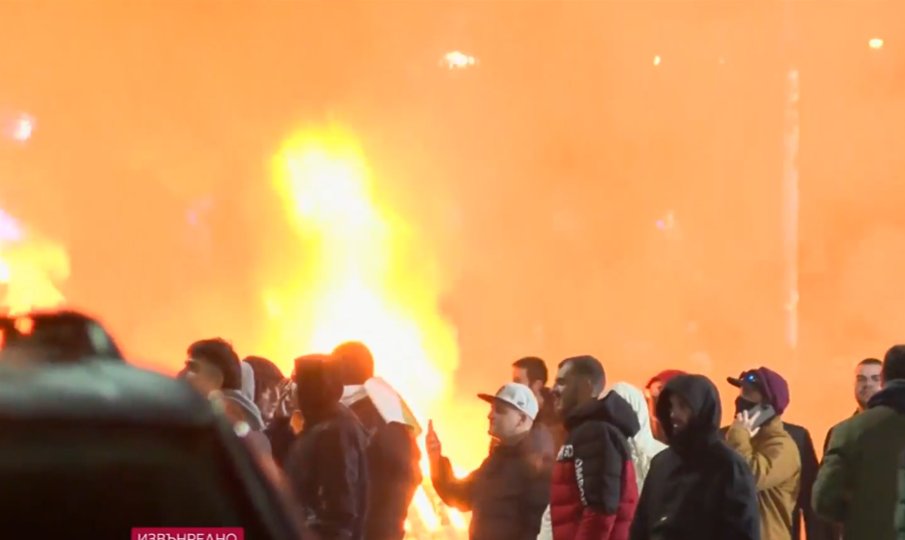Гледат мерките на задържаните след безредиците в София