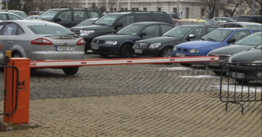 Рая Назарян се отказва от паркинга на площад „Св. Александър Невски“