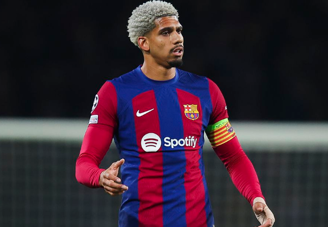 СЛУЧВА ЛИ СЕ НЕЩО: Капитанът на Барселона се оттегли от футбола