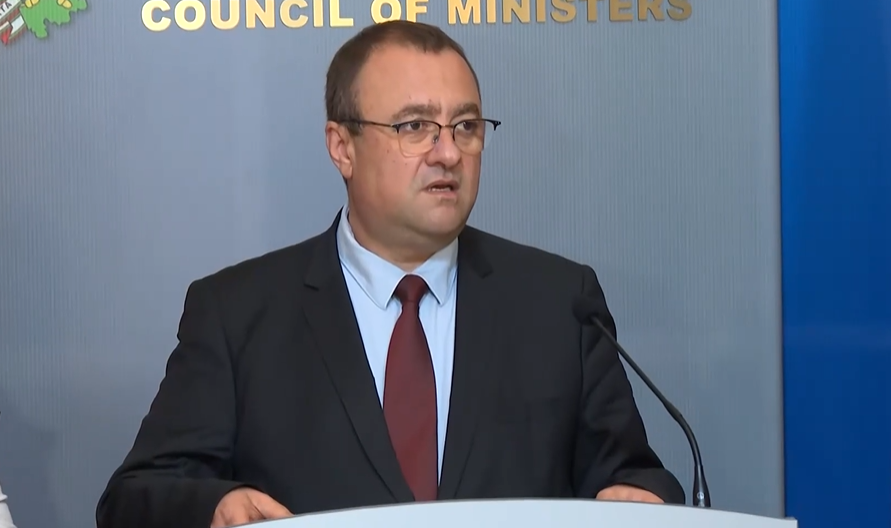 УЖАСЯВАЩИ ФАКТИ: 370 от 400 проверени обекта са построени в нарушение в коритата на реки и дерета