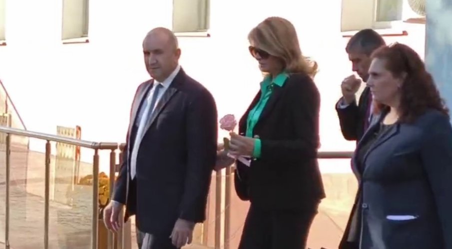 ГОРЕЩО В ПИК TV! Изненадаха Радев с въпрос за шарлатанина Асен Василев, той не мъцна и дума