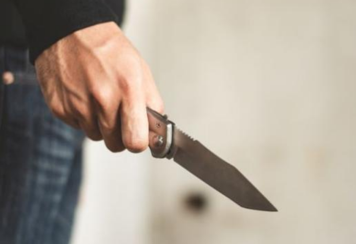 Мъж е намушкан в Ловеч след скандал в заведение