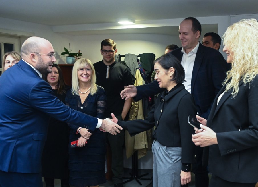 Министър Георгиев и Лаура Кьовеши откриха офис на европейските делегирани прокурори в България (СНИМКИ)