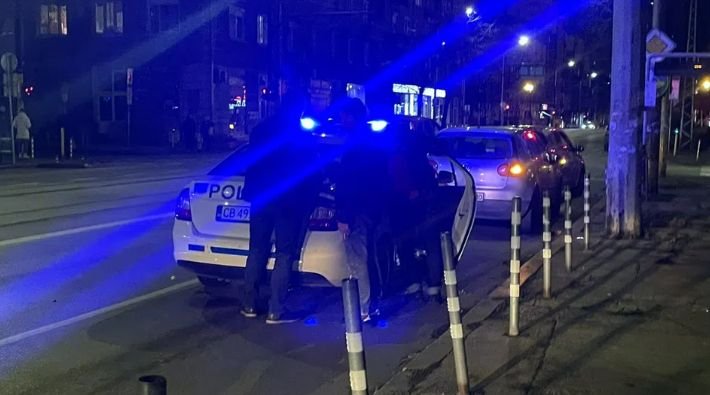 ИЗВЪНРЕДНО! Млад мъж е прострелян в центъра на София