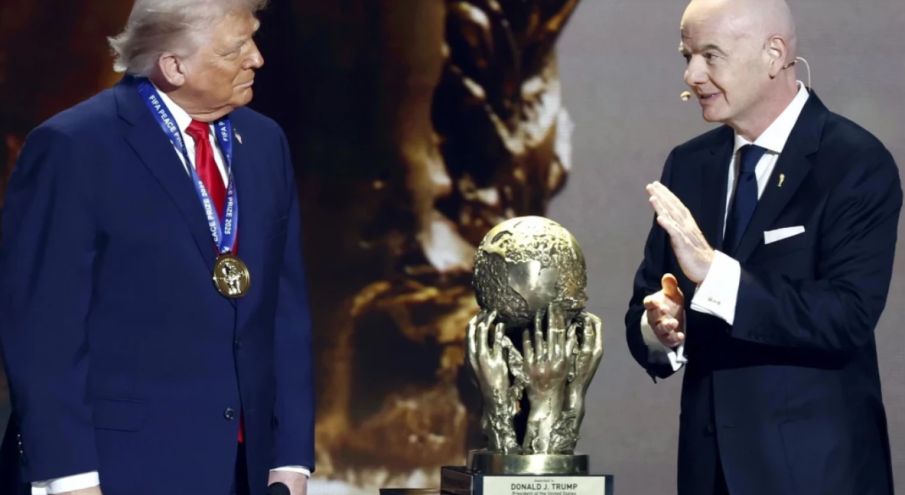 ОТ ПОСЛЕДНИТЕ МИНУТИ! Тръмп получи новоучредената Награда за мир на ФИФА