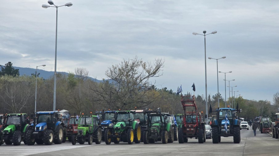 Гръцките фермери се очаква отново да блокират границите за неопределено време
