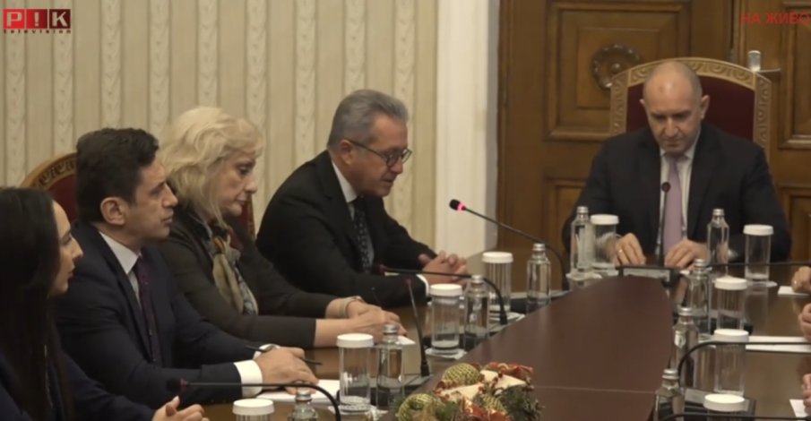 Изненадваща промяна в тона на Дондуков 2. Ето какво направиха от ДПС-Ново начало, докато Мирчев иска да раздава юмруци