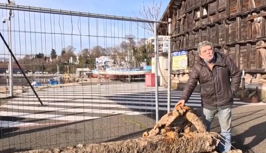 Намерената в залива на Царево котва - една от най-големите, откривани в Черно море