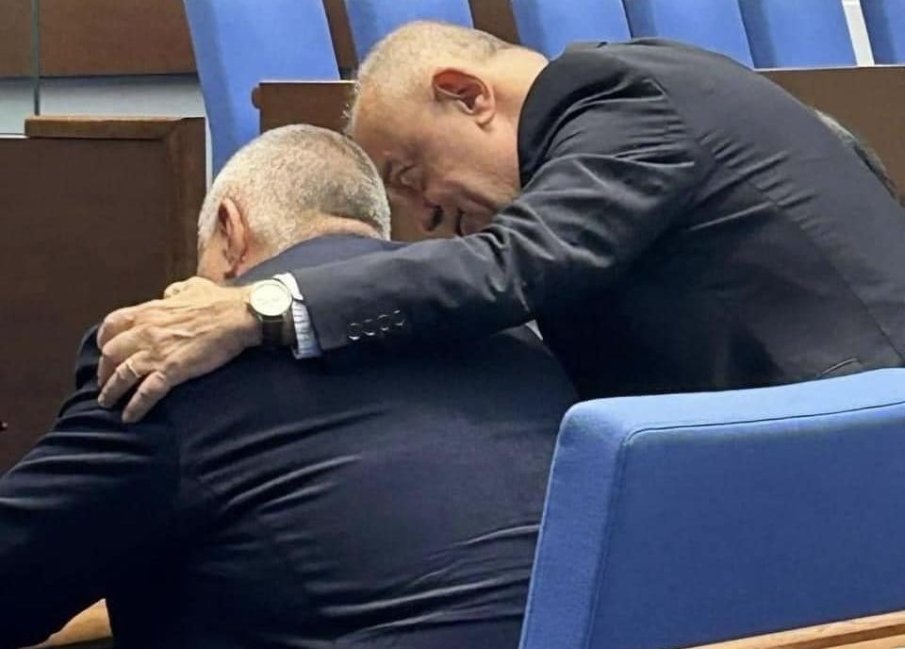 Андрей Чорбанов си спомни най-унизителния момент за последните шест парламента: Ген. Атанасов се молеше на Борисов да не разваля сглобката