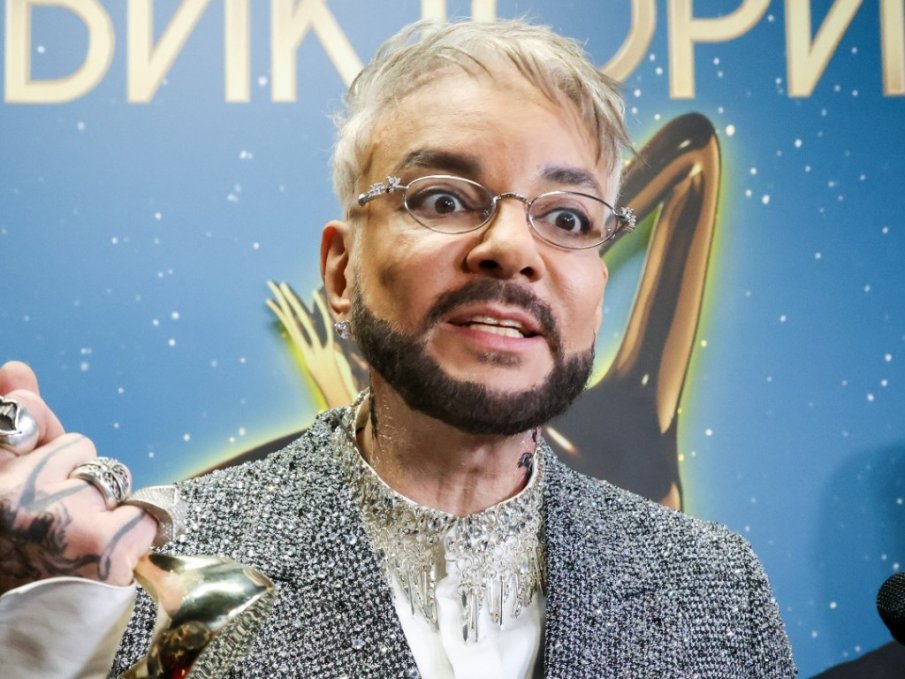 Филип Киркоров се появи с пуловер за 100 000 евро