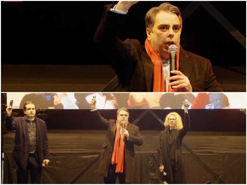 СЕИР НА ПЛОЩАДА: Двамата тенори и сопраното