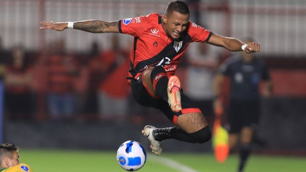 ЦСКА уреди крило от Бразилия