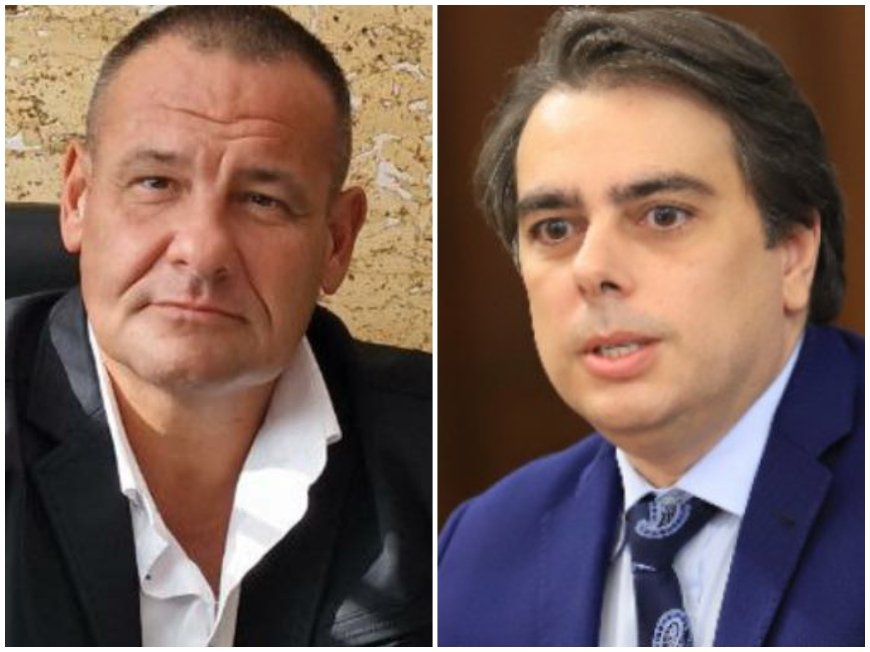 Кметът на Мъглиж с призив към депутатите: Проверете тоалетните на НС, току-виж Асен Фльор Васильор боднал по някоя камера над писоарите