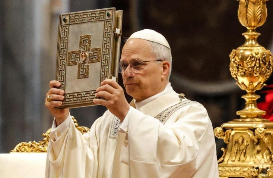 Папата посрещна 2026 година с призив за мир