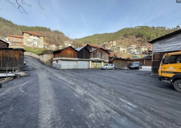 Завърши реконструкцията на улица в Рудоземско