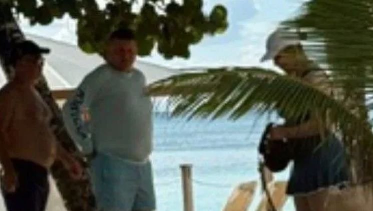 Украинският ген. Залужни на плаж на Карибите - обещаваше да не напуска жив Украйна