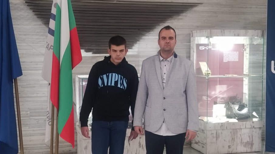 Студент по финанси прави платформа, за да са видими малките производители