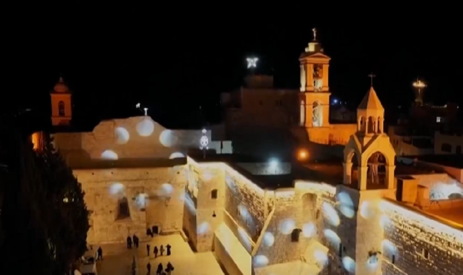 Хиляди християни посрещнаха Рождество Христово във Витлеем