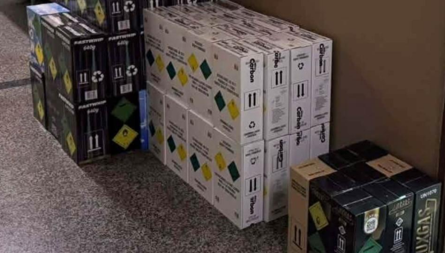 Иззеха 610 флакона райски газ при спецакция в Пазарджик