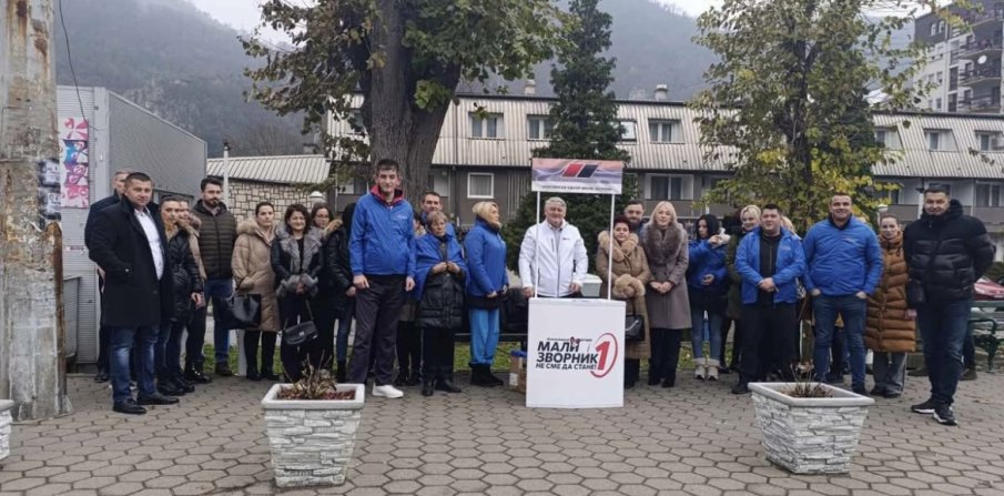 След четири дни без ток и вода: Жители в Сърбия блокираха главен път