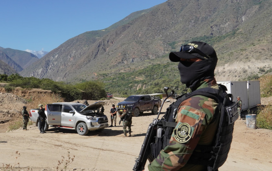 Убиха трима при нападение на златна мина в Перу