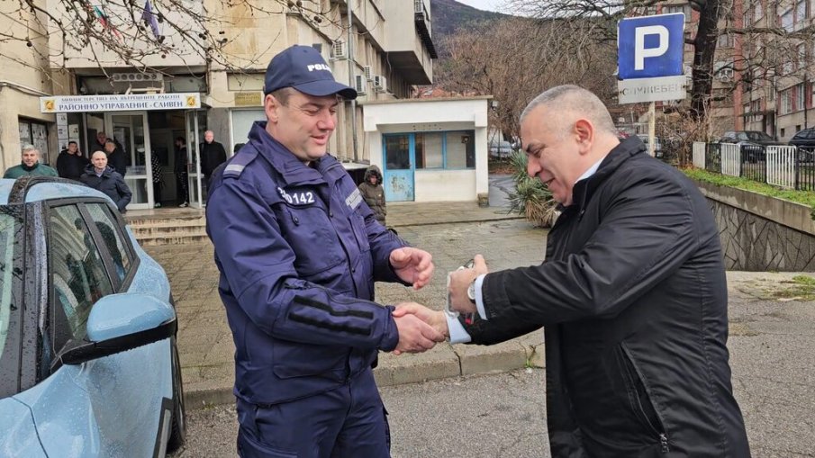 Полицията в Сливен са похвали с три нови патрулки