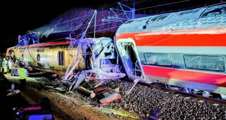 Броят на жертвите на влаковата катастрофа в Испания нарасна на 39