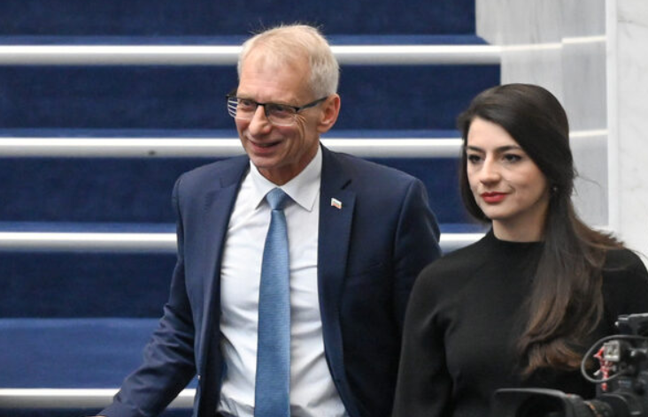 Gen Z-тата на ППДБ се правят на слепи и глухи за корупцията около Лена, Денков, Радан, Линда и Козилата Ерато