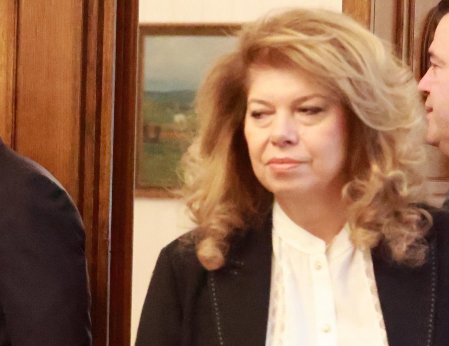 В ТЪРСЕНЕ НА СЛУЖЕБЕН ПРЕМИЕР: Йотова започва консултациите с ГЕРБ-СДС и ППДБ