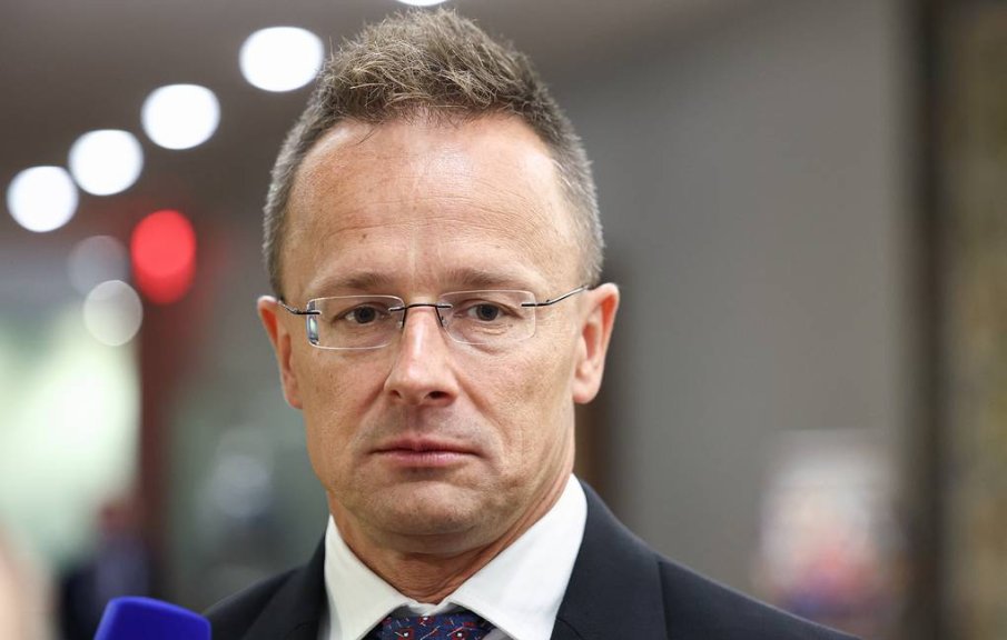 Сиярто обяви смъртта на закарпатски унгарец в Украйна в резултат на насилствена мобилизация