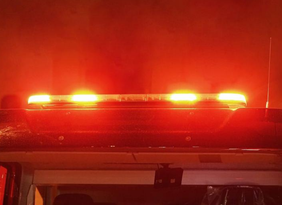 Дете е с изгаряния след опит да запали печка на дърва с бензин