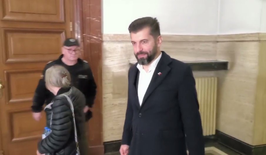 Кирил Петков влезе в капан за ареста на Борисов! ПП вече почти ги няма. А това, което има от ПП, ще бъде ползвано от враговете им