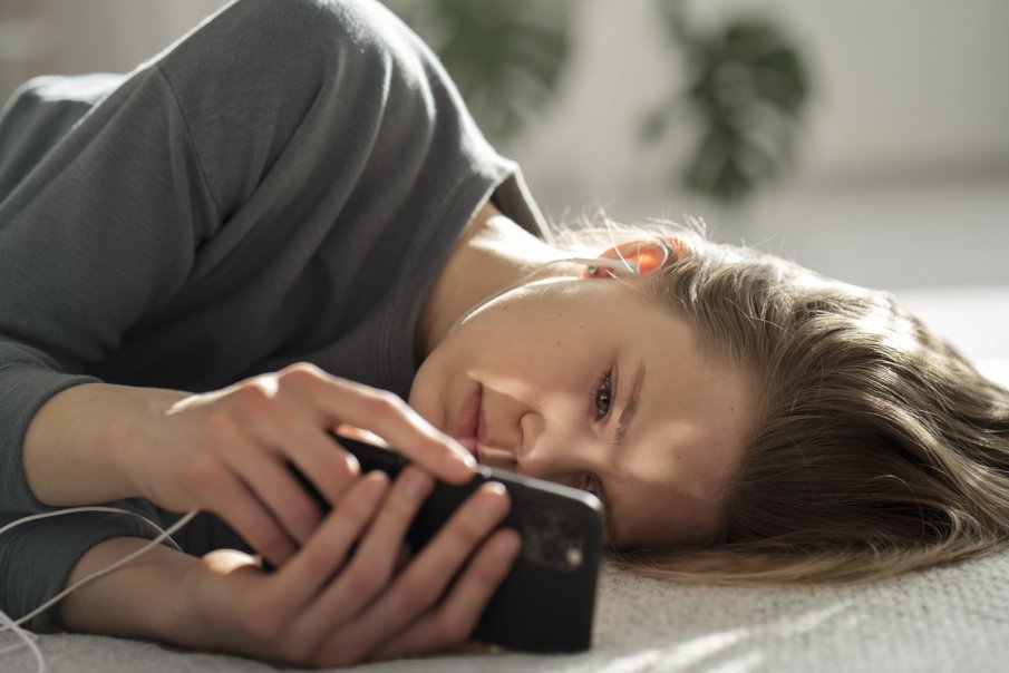 Психолог: Самотата и онлайн тормозът са голямо предизвикателство за тийнейджърите