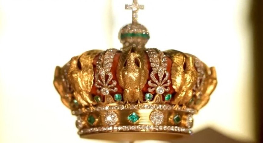 След обира в Лувъра: Короната на Евгения е повредена, но ще бъде реставрирана