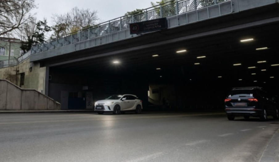 Затварят подлеза под пощата на Пловдив за смяна на осветлението