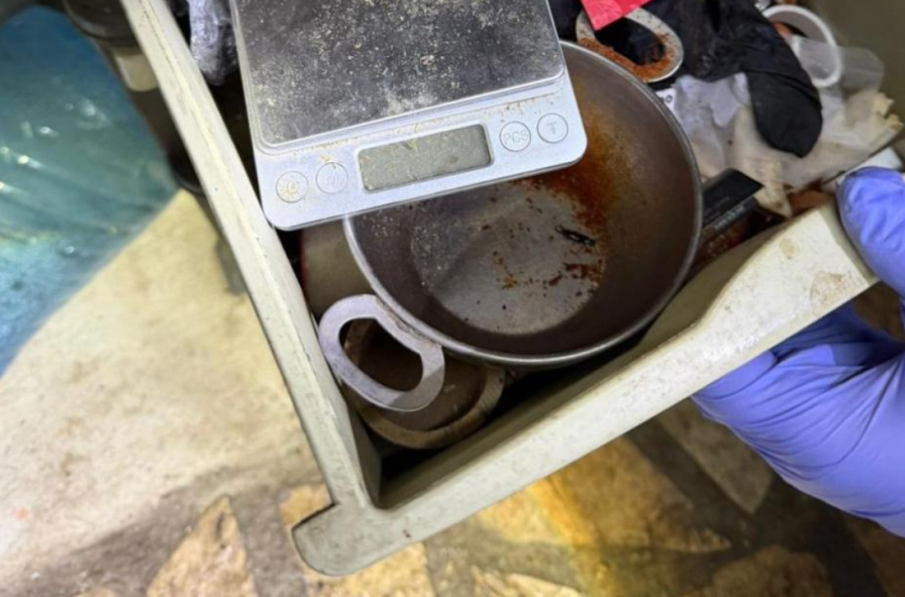 Спипаха мъже с наркотици в Айтос