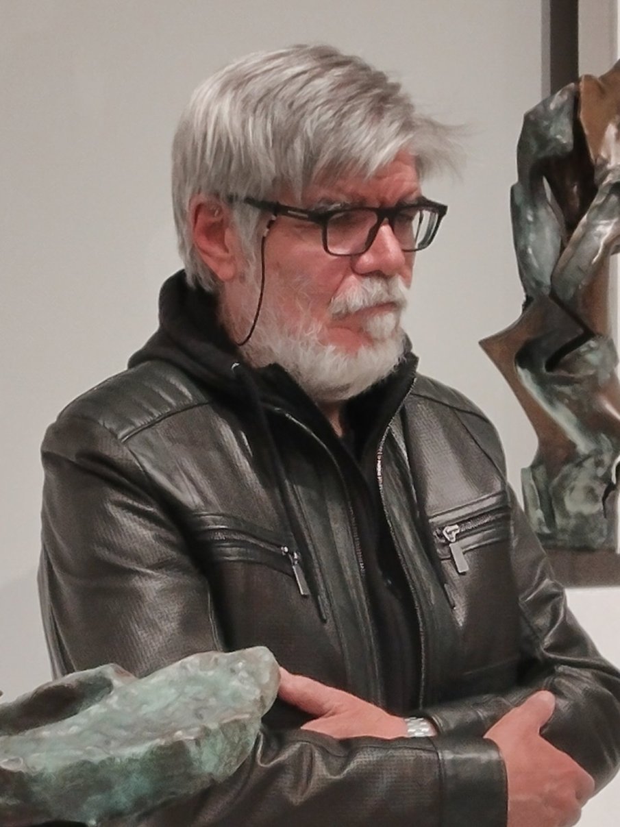 Христо Харалампиев реди изложба в арт галерия Vejdi