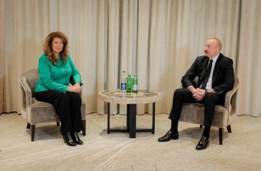 Йотова обсъди с Илхам Алиев енергийното ни сътрудничество с Азербайджан