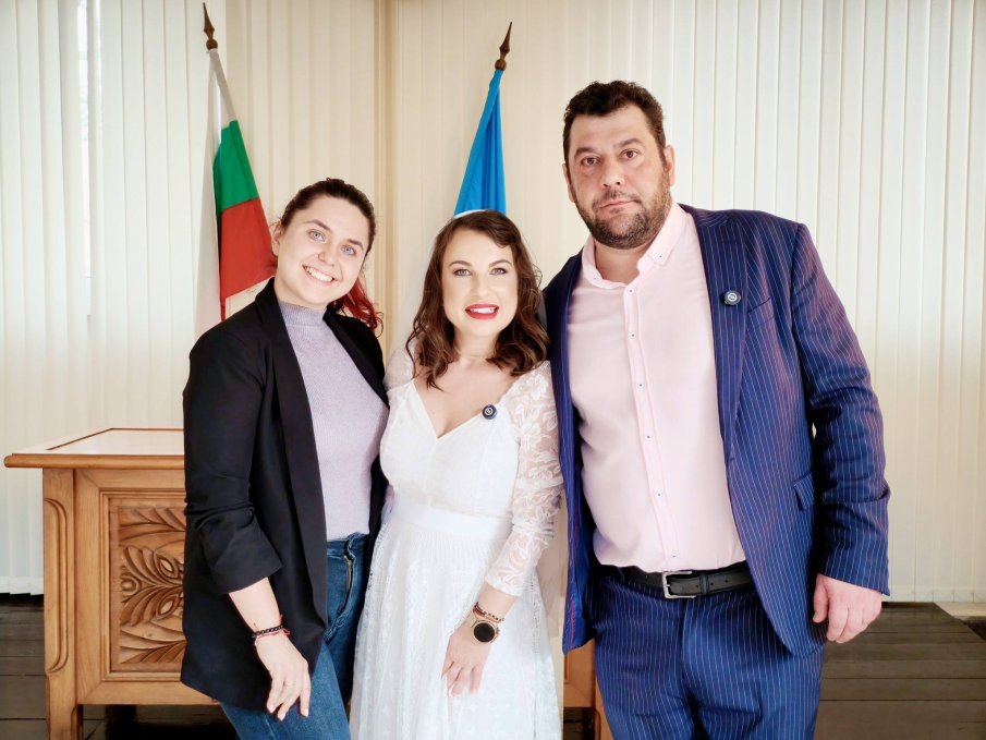 КАТО НА ФИЛМ! Евгени Будинов и неговата избраница Поля си казаха заветното „Да“!