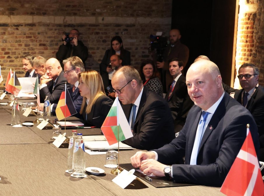 Росен Желязков на неформална среща с Мелони, Мерц и Де Вевер (СНИМКИ)