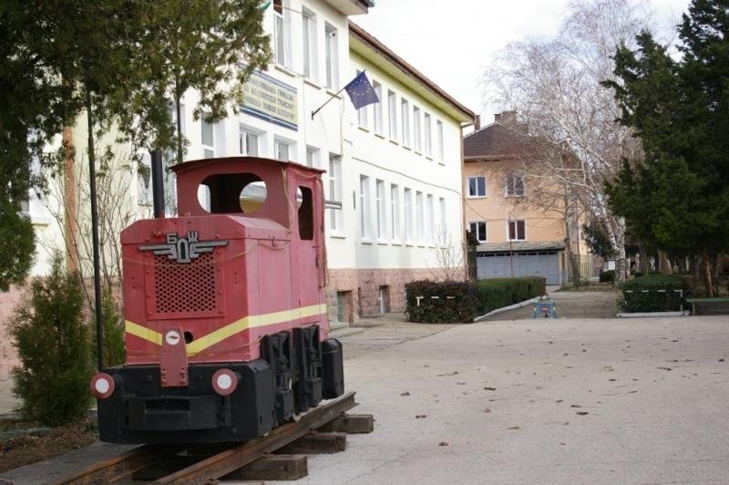 Шест жп специалности със защитен статут заради липса на кадри