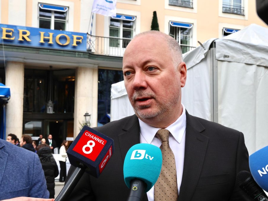 Желязков от Мюнхен: Изграждаме индустриалния и отбранителния капацитет на България в партньорство с водещи световни производители 